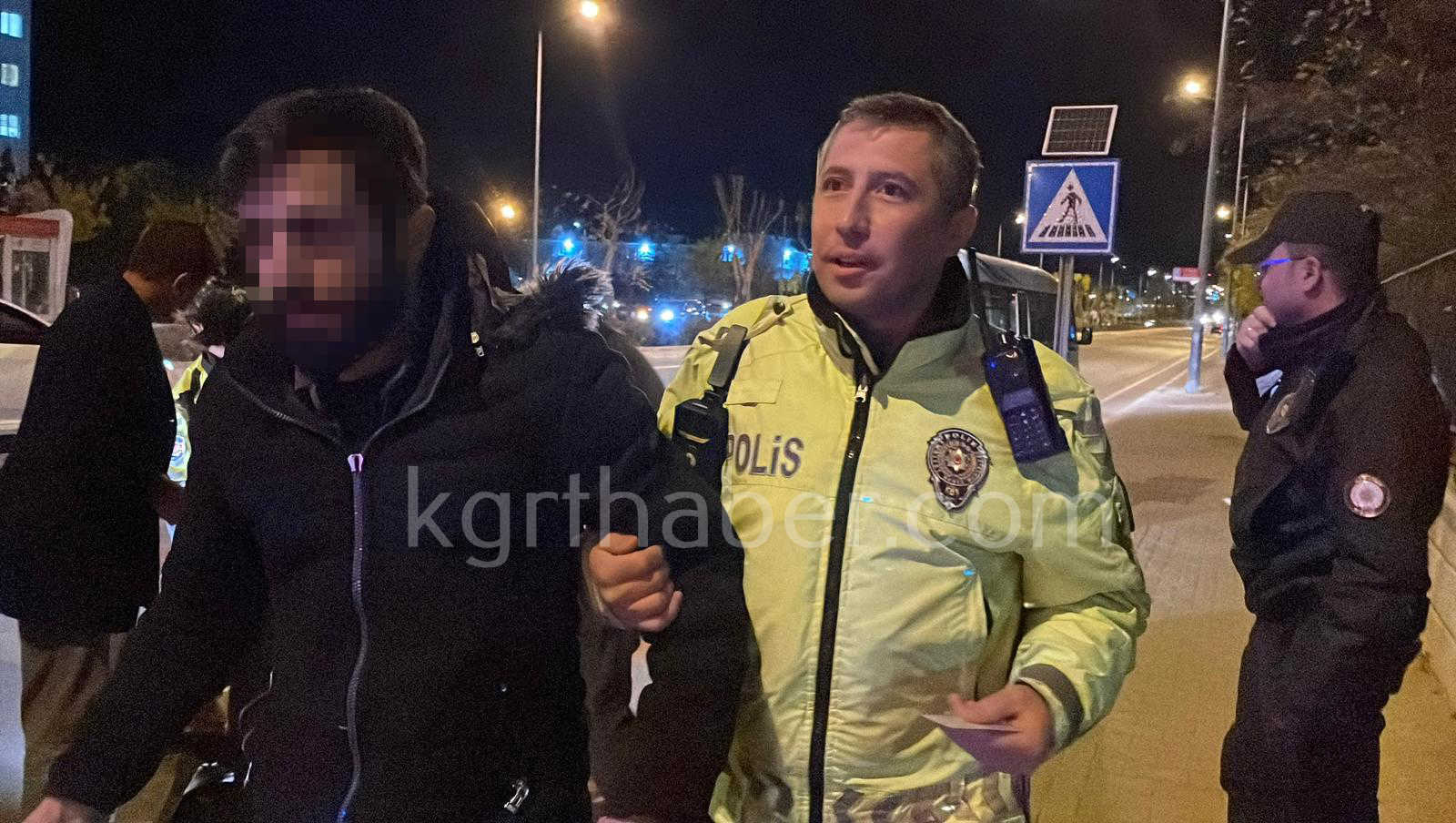 Kaza Yapan Alkollu Ve Ehliyetsiz Surucunun Rahatligi Pes Dedirtti0