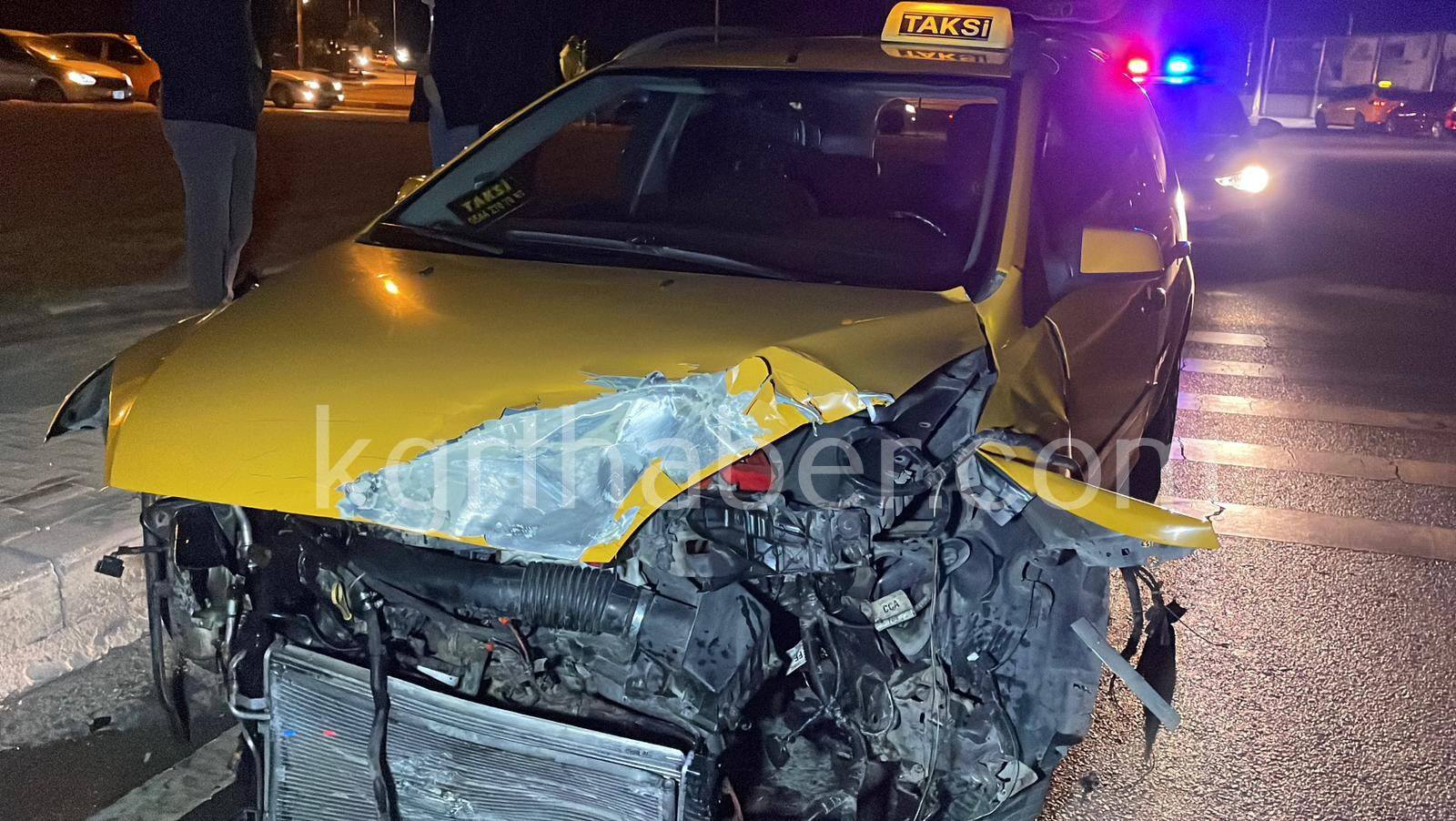 Kontrolden Cikan Ticari Taksi Aydinlatma Diregine Carpti8