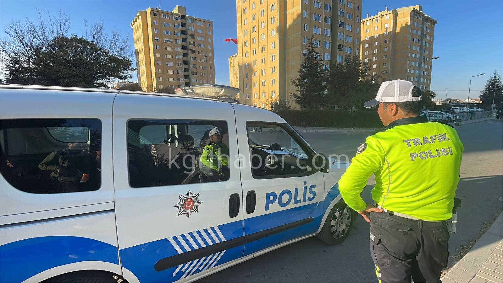 Liseli Gence Carpan Motosiklet Kaza Yerinden Kacti1