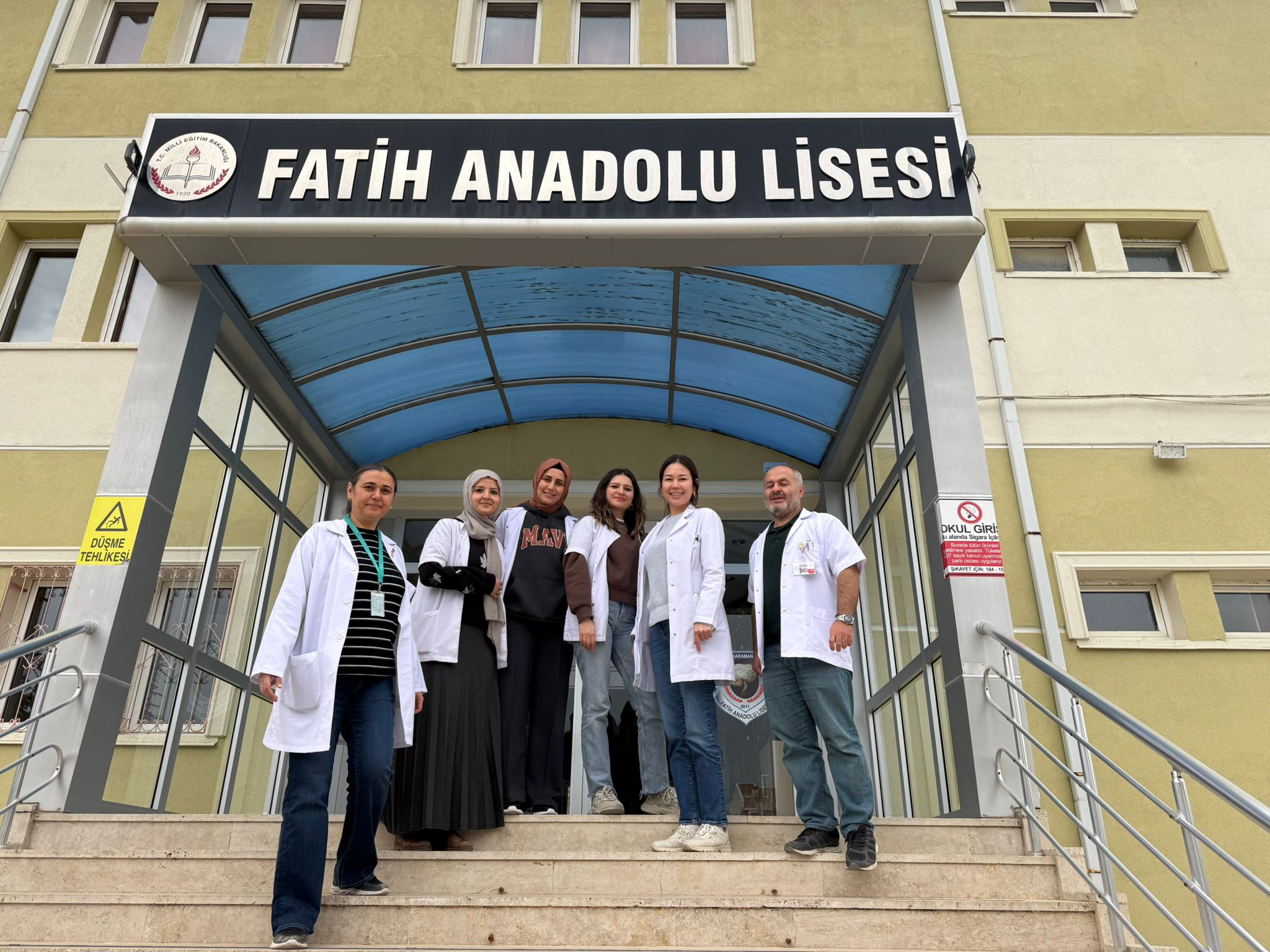 Saglik Camiasindan Egitim Camiasina Kutlama (1)