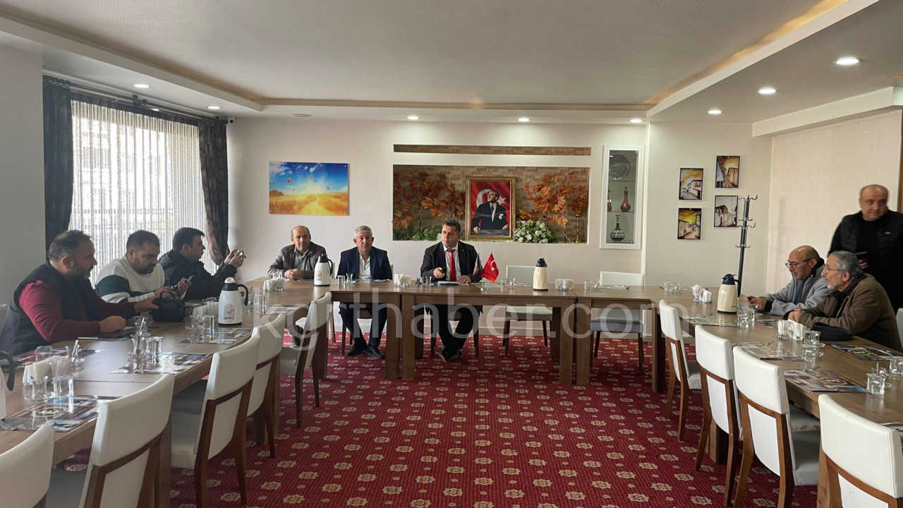 Sariveliler Belediye Baskani Basin Mensuplariyla Bir Araya Geldi1