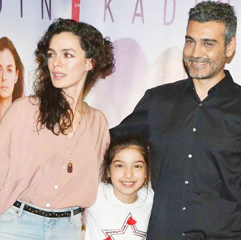 16 Yasindaki Oyuncu Kubra Suzgunden Dolandiricilik Isyani Devletten Destek Istedi (1)