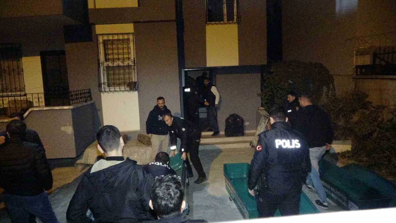 Baba Iki Cocugunu Oldurdukten Sonra Intihar Etti (1)