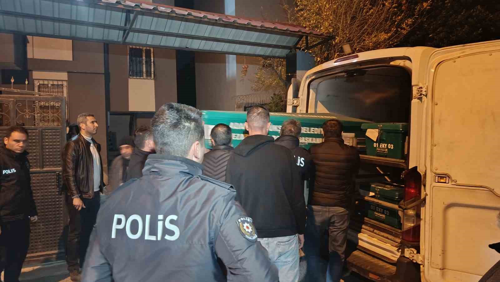 Baba Iki Cocugunu Oldurdukten Sonra Intihar Etti (2)