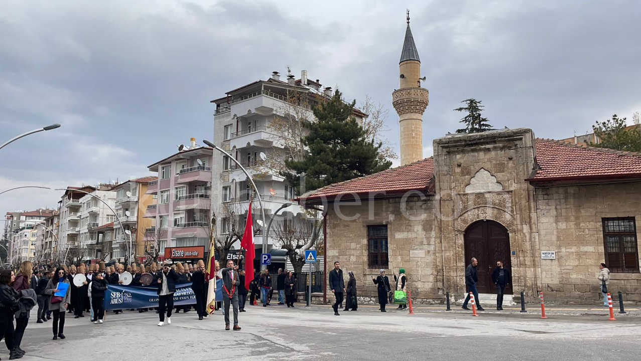 Bir Ilk Yasandi Seb I Arus Bu Yil Ilk Kez Karamanda Basladi0
