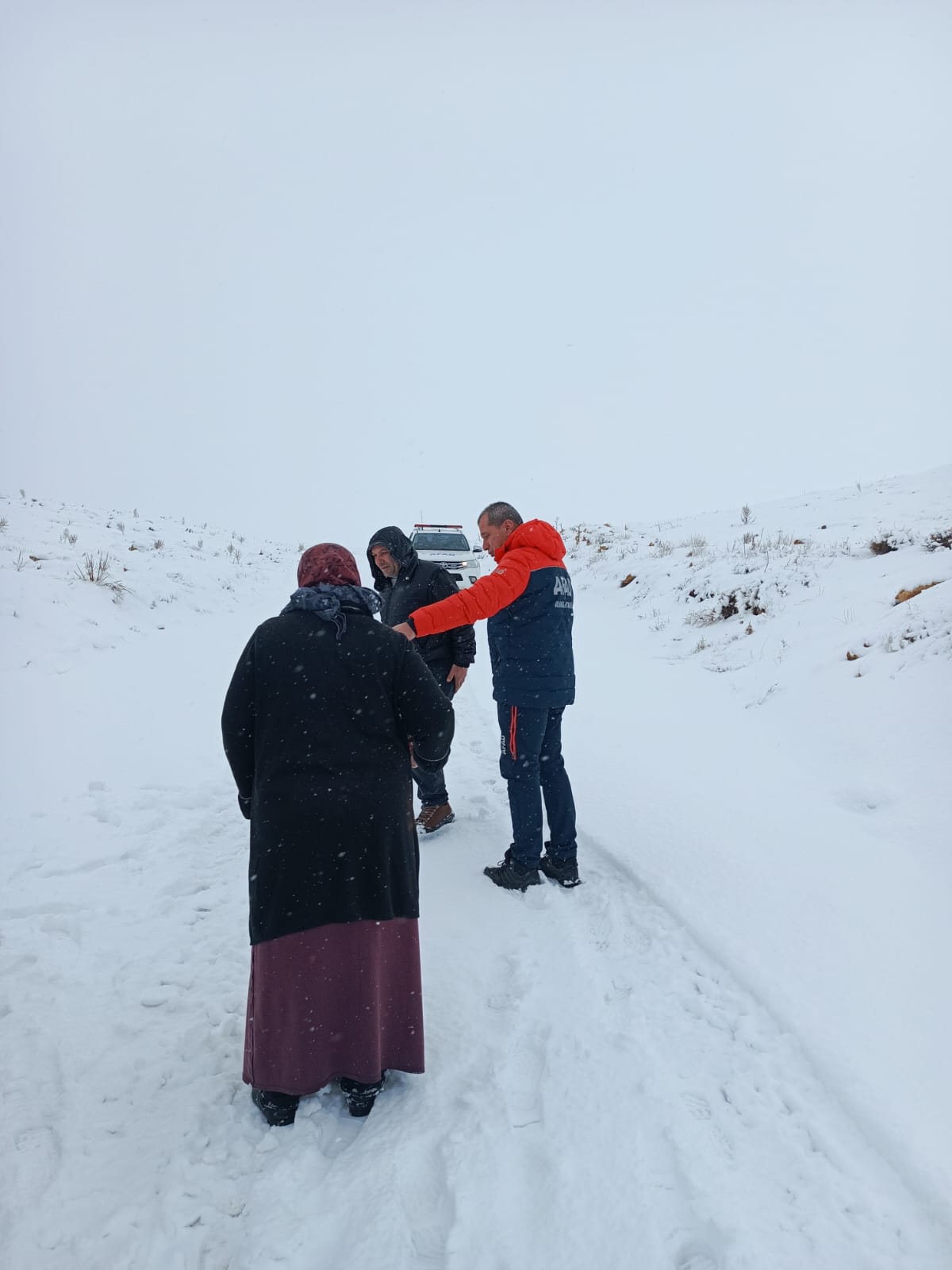 Gulderede Kar Yagisi Mahsur Birakti Karamanda Afad Seferber Oldu (1)