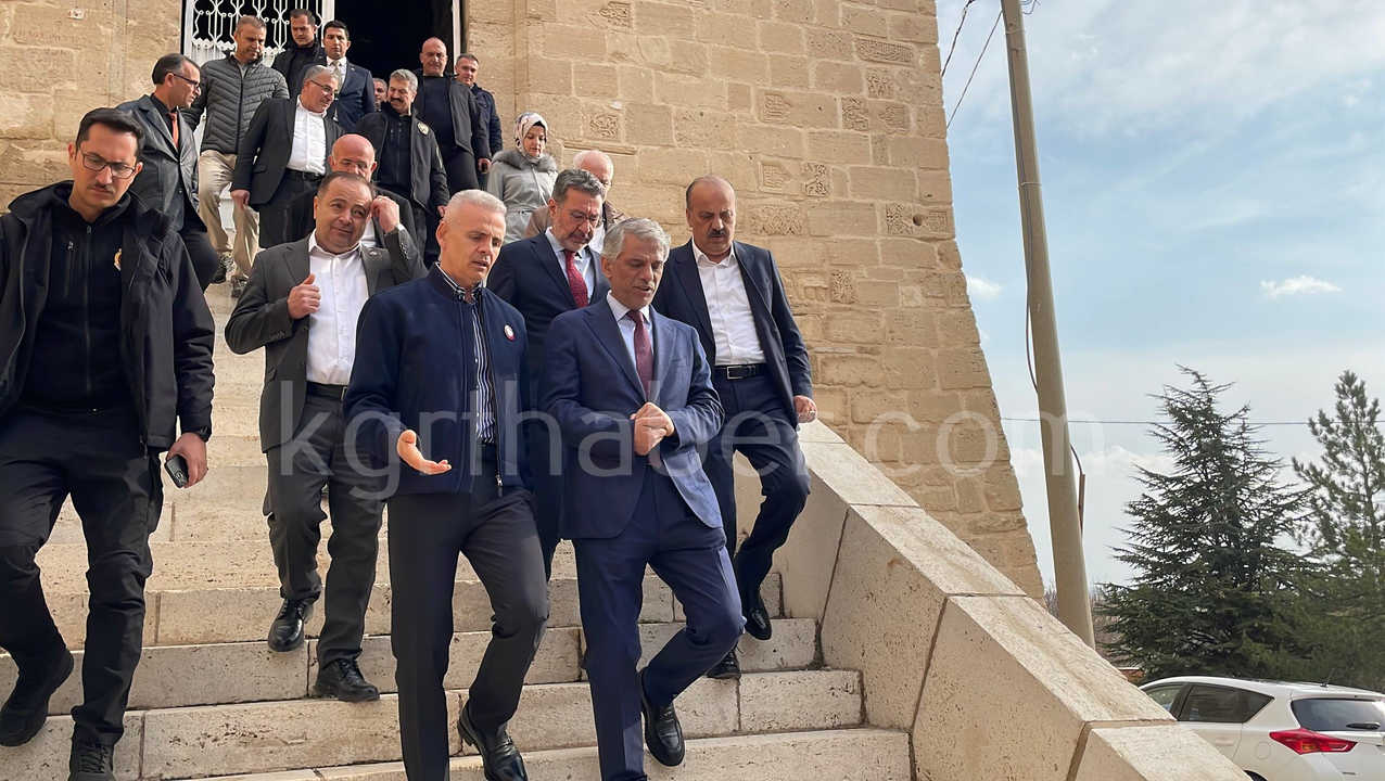 Karaman Kalesi Icin Onemli Ziyaret Bakan Yardimcisi Inceleme Yapti8