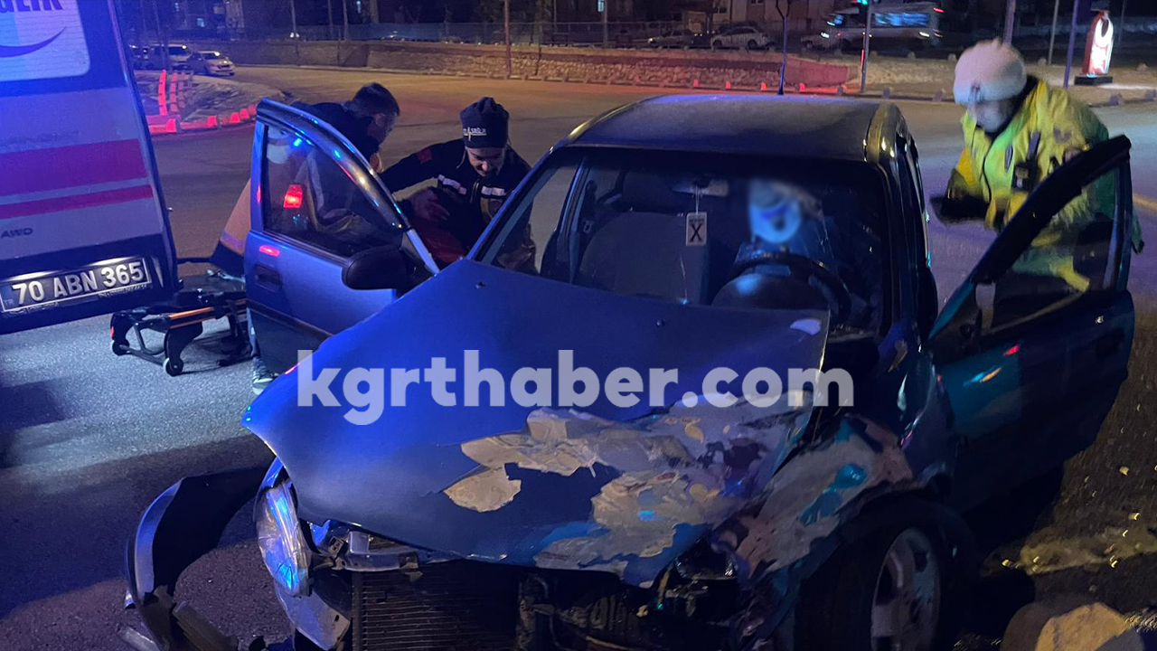 Karamanda 2 Arac Kavsakta Carpisti 3 Yarali3