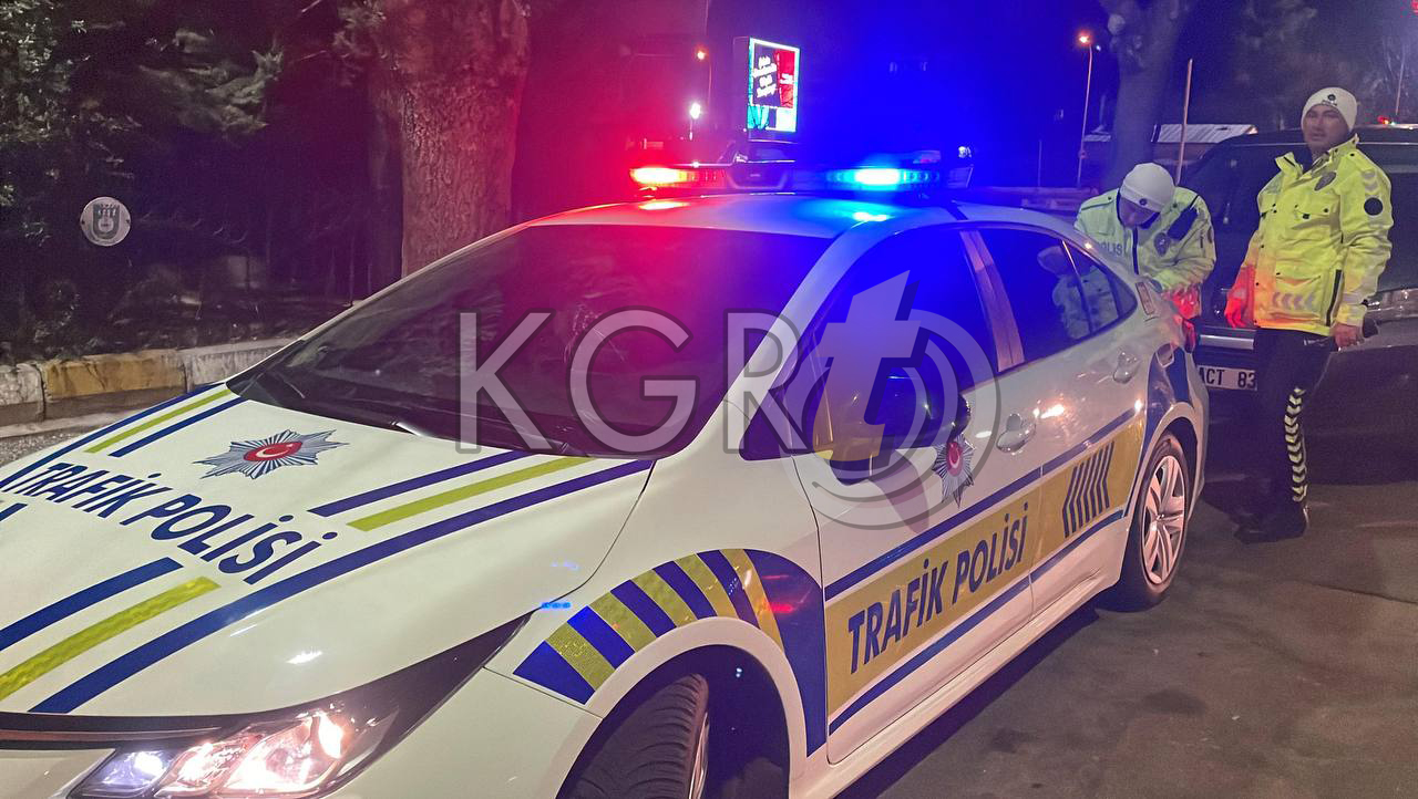 Karamanda Kontrolden Cikan Arac Takla Atti2