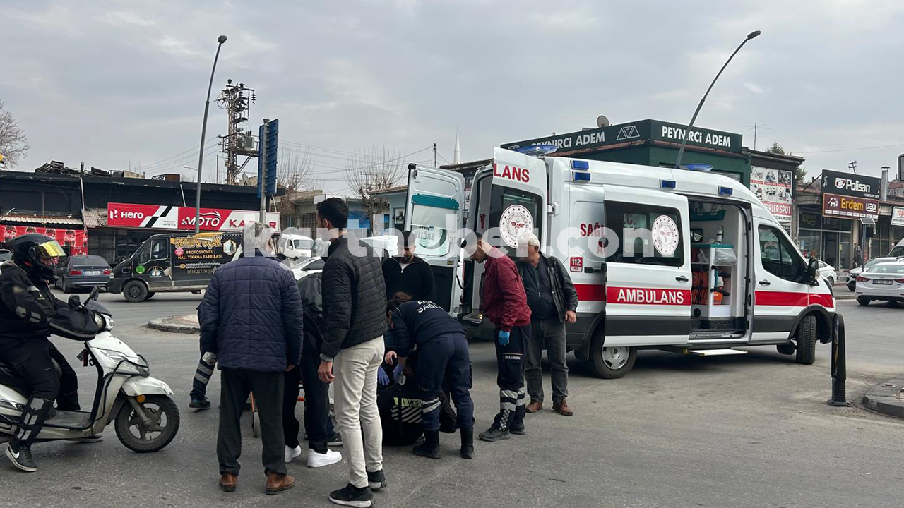 Karamanda Motorlu Kurye Kaza Yapti 1 Yarali6