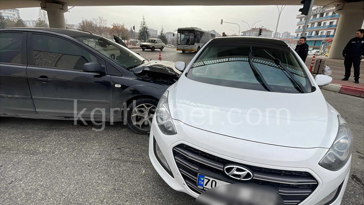 Karamanda O Kavsakta Carpistilar7