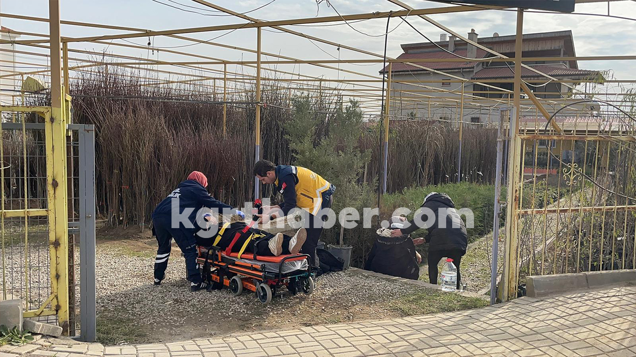 Karamanda O Kavsakta Kaza 3 Kisi Yaralandi1