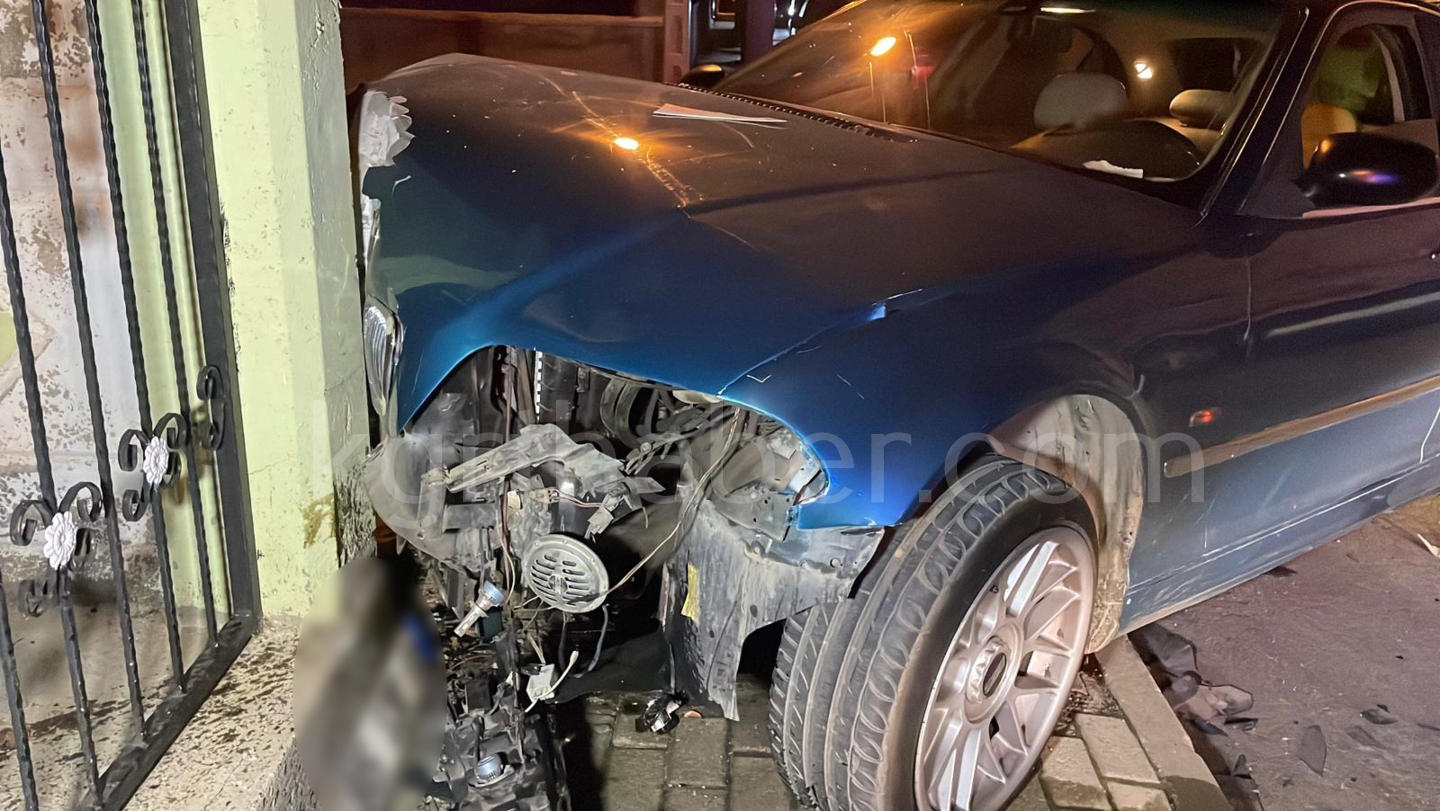 Karamanda Otomobiller Carpisti 5 Yarali1