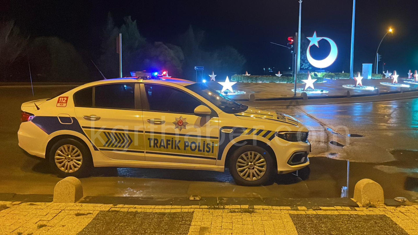 Karamanda Zincirleme Trafik Kazasi 2 Yarali1