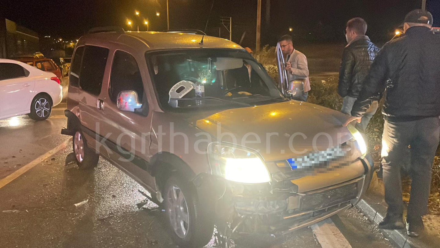 Karamanda Zincirleme Trafik Kazasi 2 Yarali2