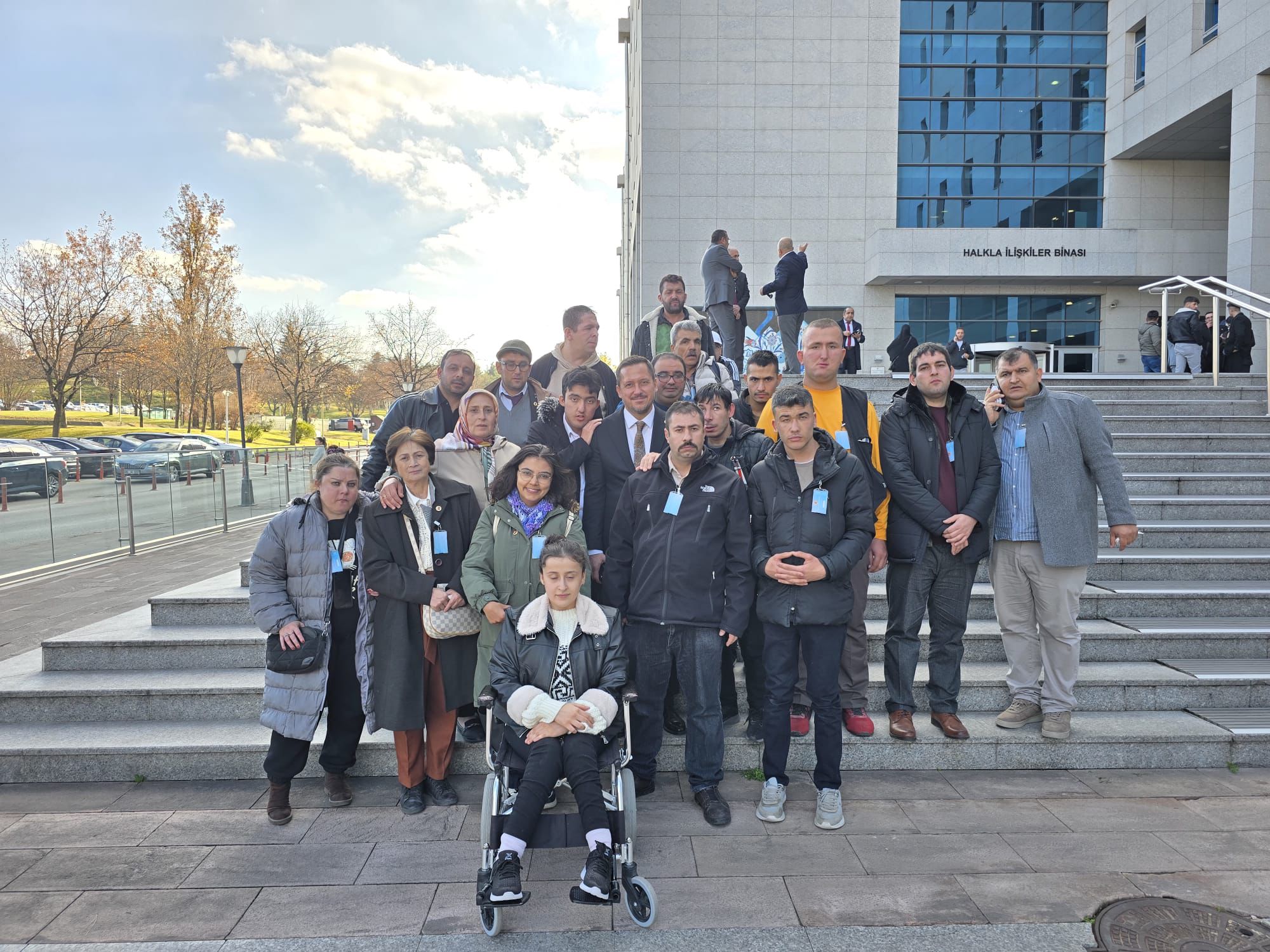 Karamanin Gulleri Ankarada (1)