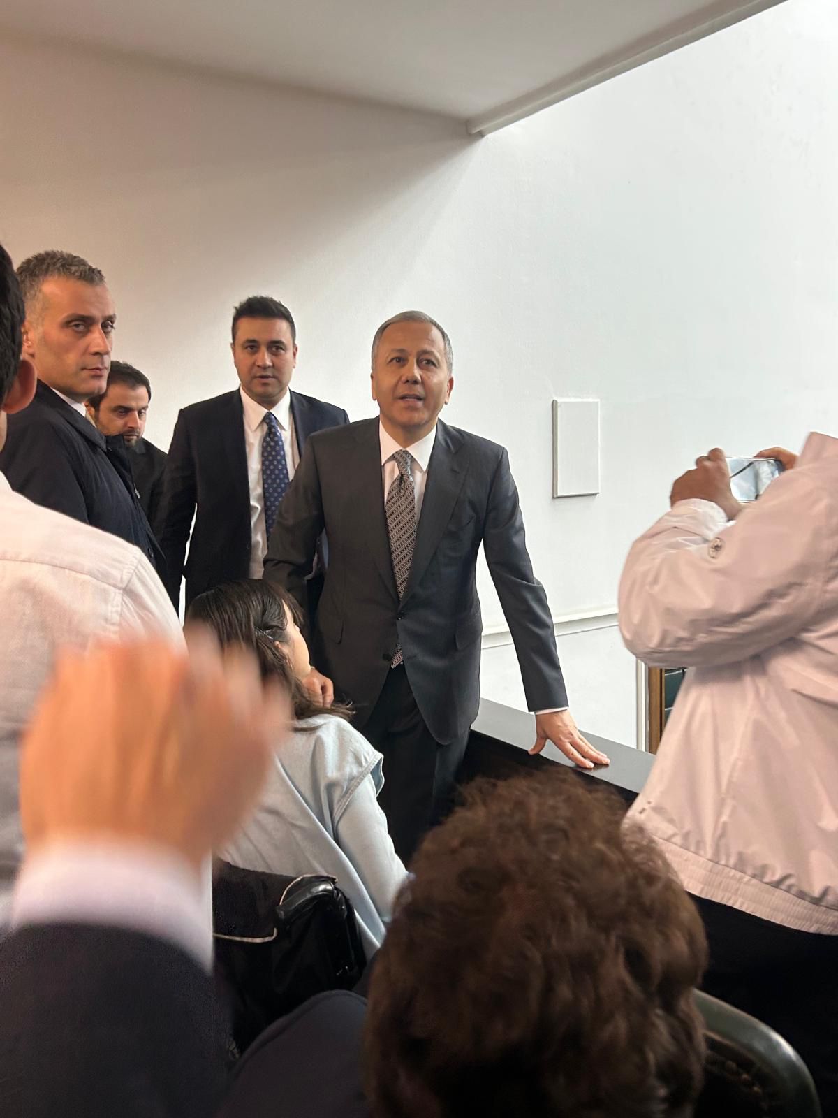 Karamanin Gulleri Ankarada (8)