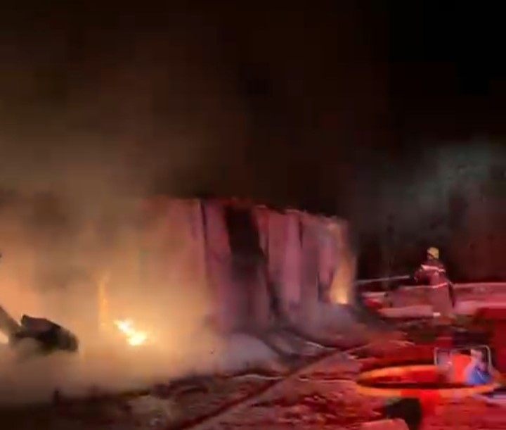 Kullukte Birakilan Sigara Barakayi Kule Cevirdi (3)