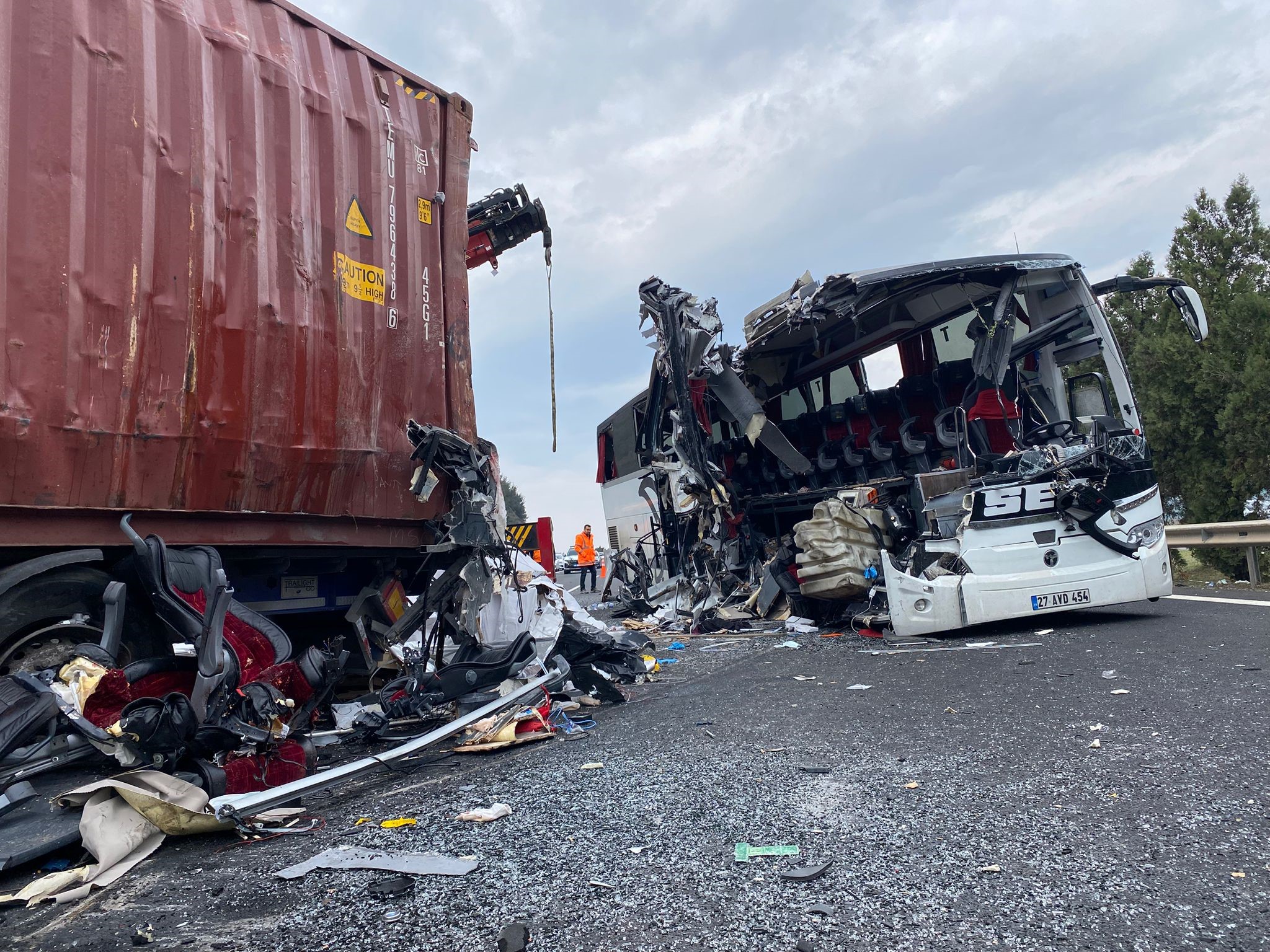 Osmaniyedeki Feci Trafik Kazasinda Can Kaybi 7Ye Yukseldi (1)