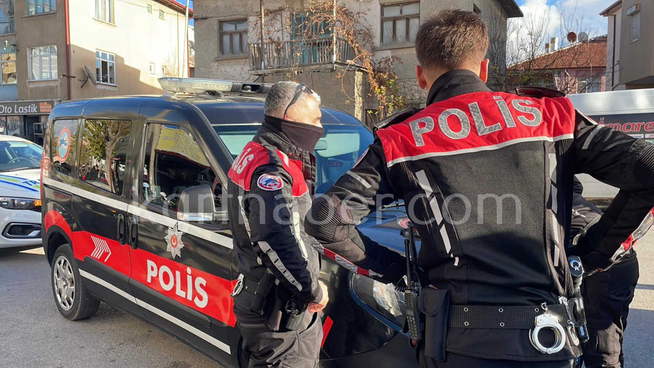 Polisin Uygulamasindan Kacan Surucuye 49 Bin Lira Ceza5