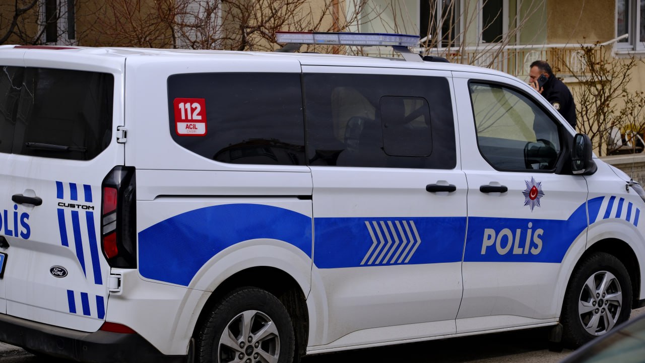 26 Yasindaki Genc Apart Dairesinde Olu Bulundu (2)