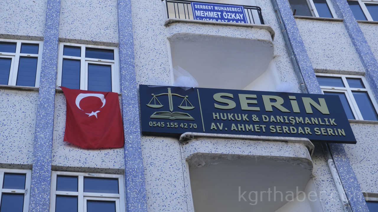 Genc Avukatin Ofisi Dualara Acildi3