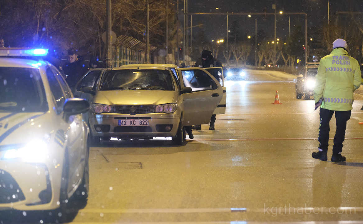 Karaman Emniyeti Kar Kis Demeden Calisiyor0