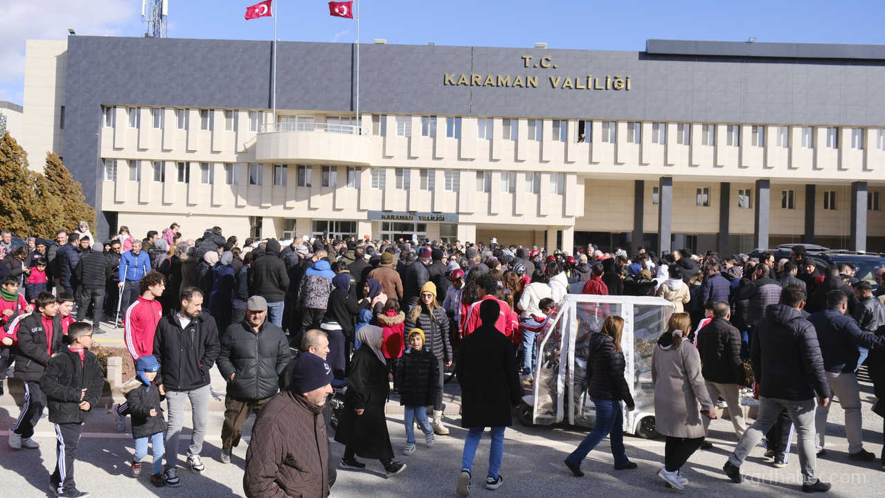 Karaman Valisi Mehmet Fatih Cicekliye Miting Gibi Ugurlama8