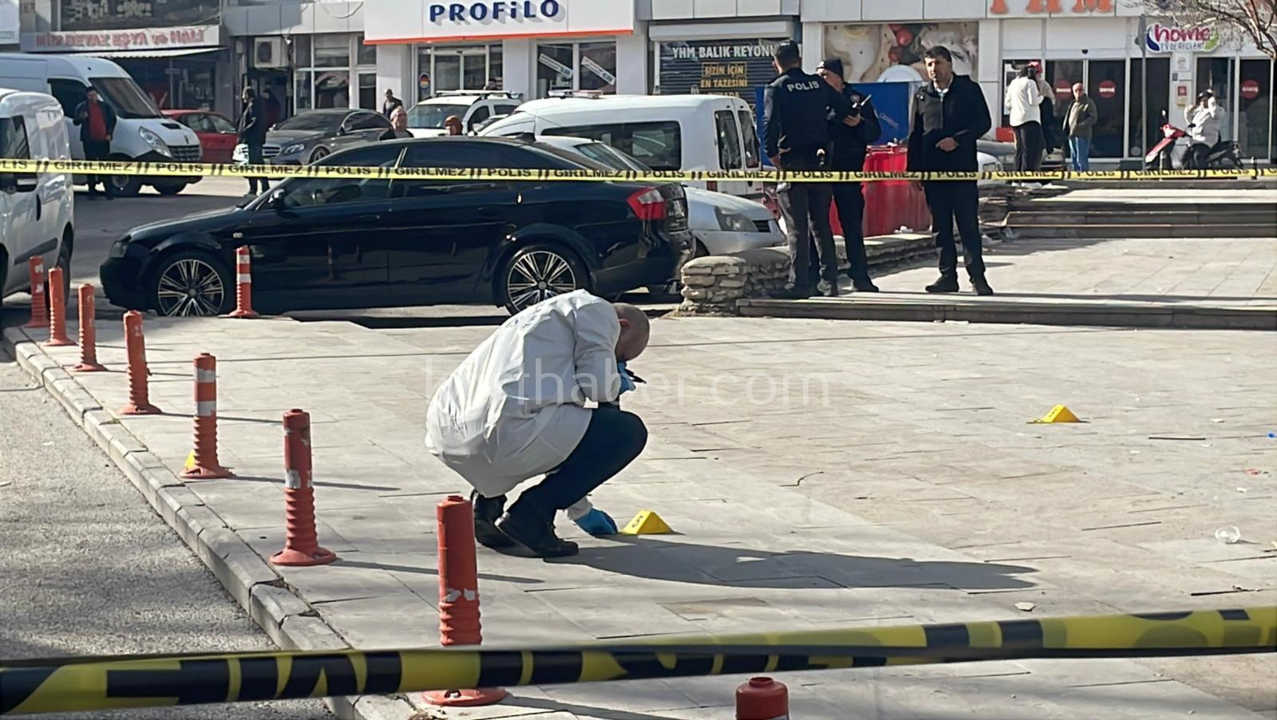 Karamanda Dort Kisi Silahla Vuruldu0