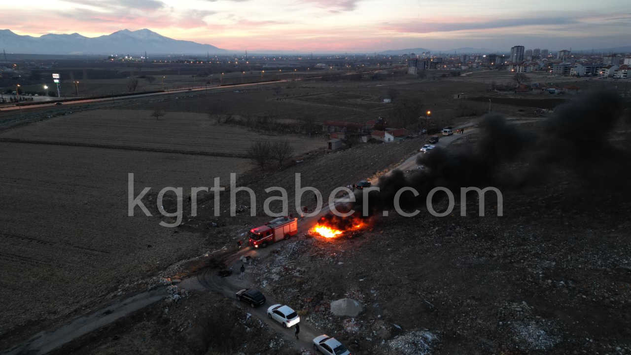 Karamanda Dumanlar Panik Yaratti Itfaiye Yangini Sondurdu3