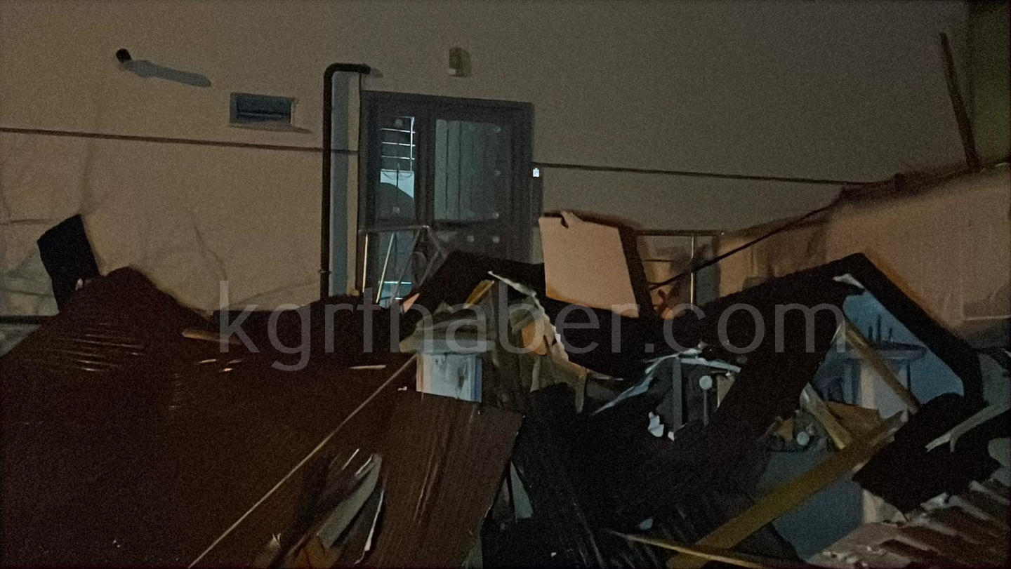 Karamanda Firtinada Ortalik Savas Alanina Dondu4