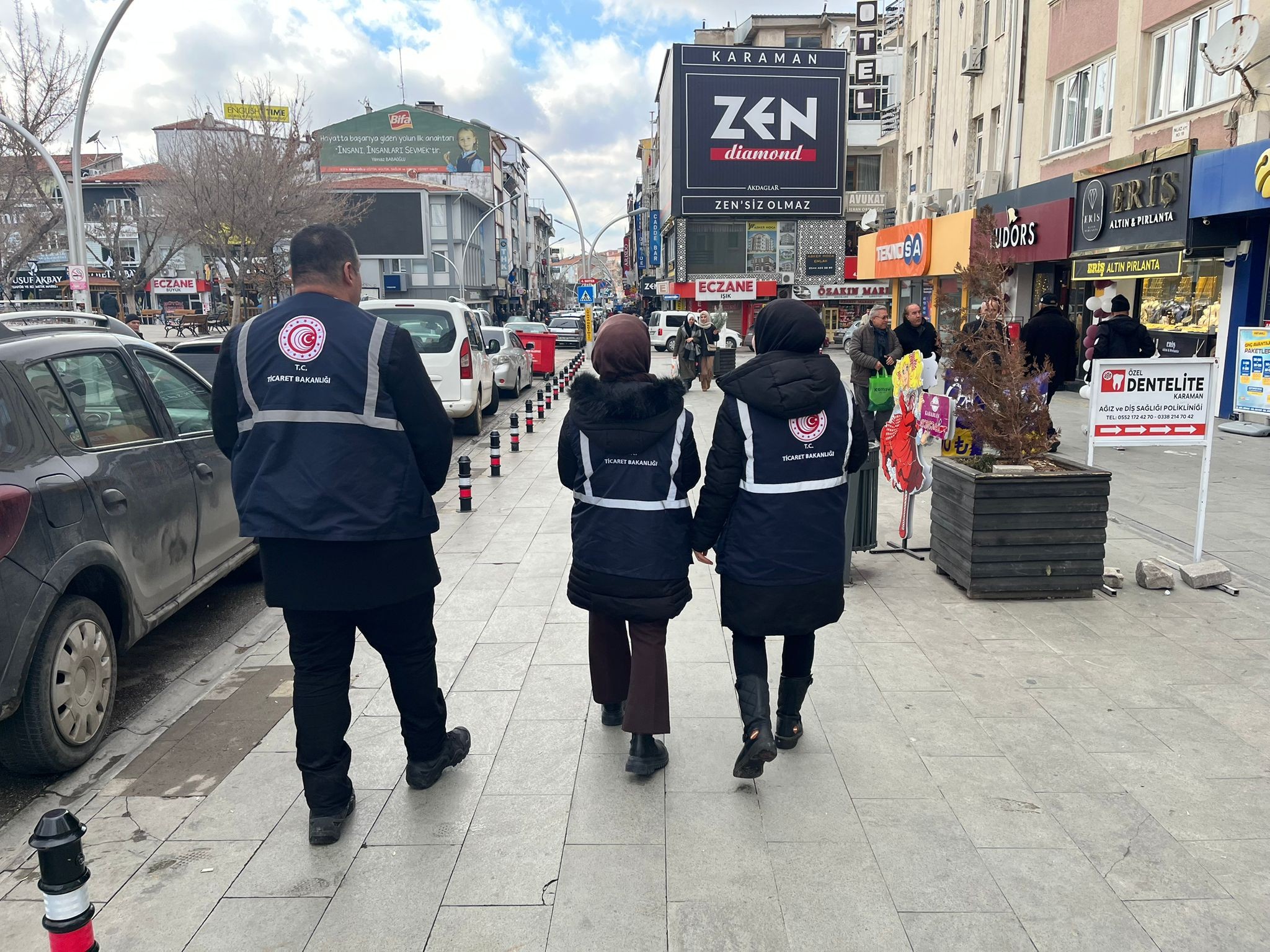 Karamanda Fiyat Artislarinin Onune Gecmek Icin Sahadalar (5)