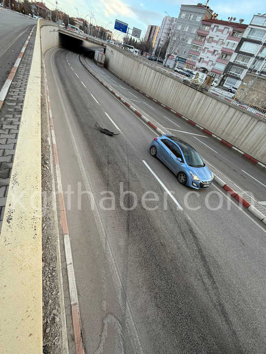 Karamanda Kontrolden Cikan Arac Kaza Yapti3