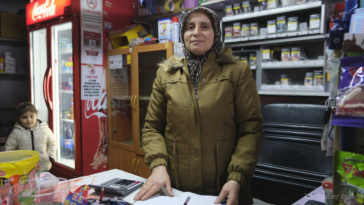 Karamanda Mahalle Bakkalindaki Borcu Bir Hayirsever Kapatti0