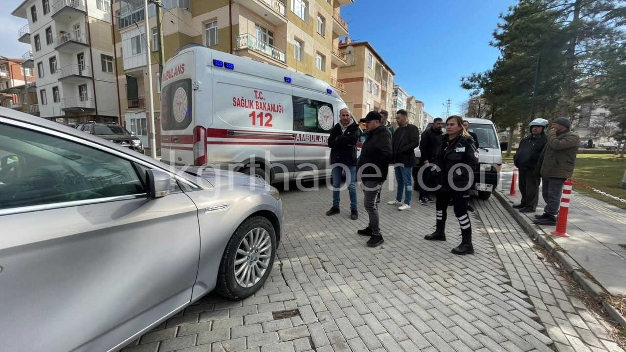 Karamanda Otomobille Carpisan Bisiklet Surucusu Yaralandi0