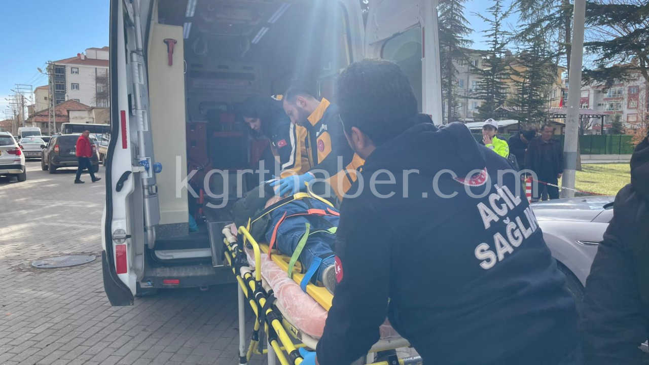 Karamanda Otomobille Carpisan Bisiklet Surucusu Yaralandi4
