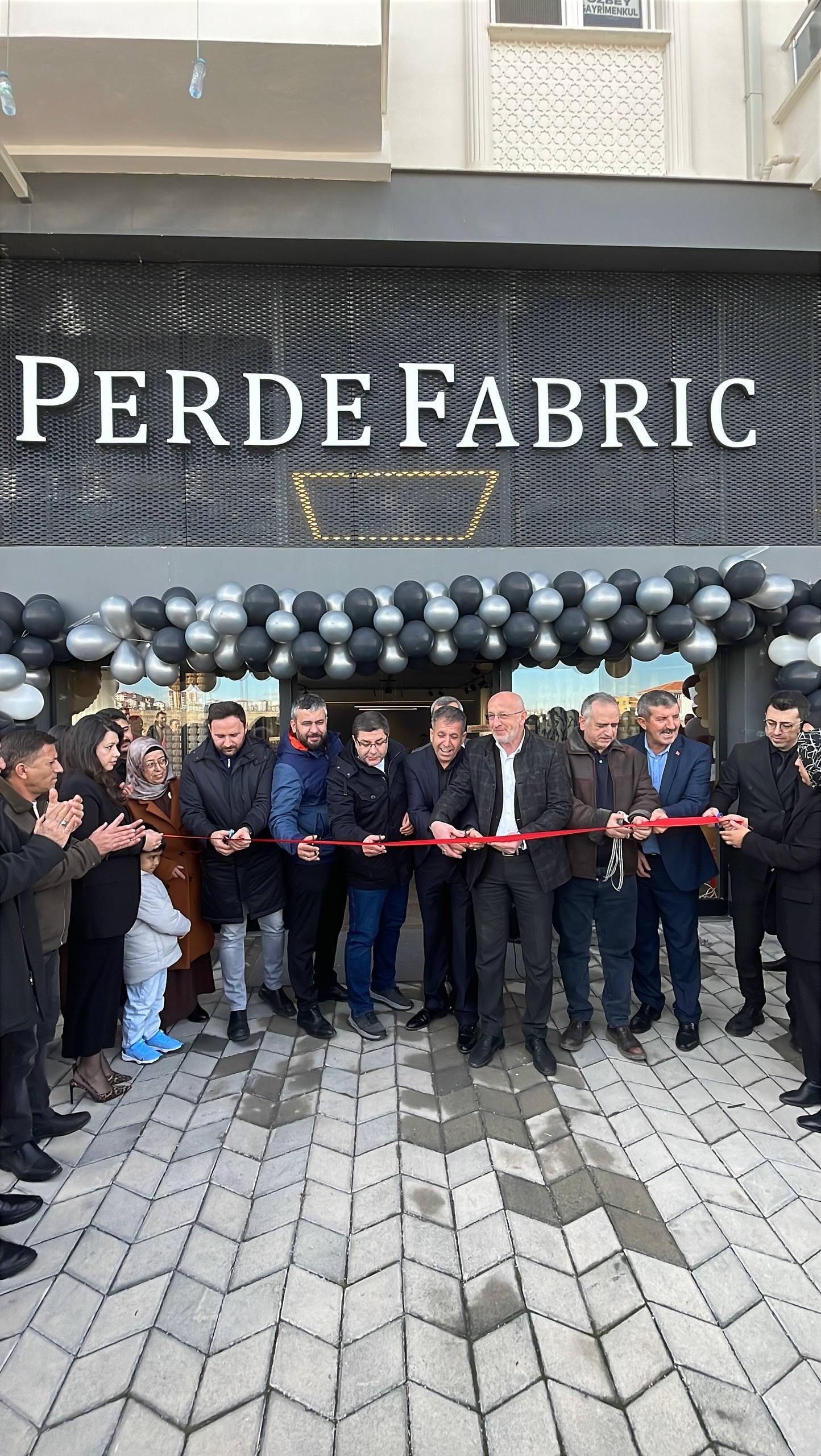 Karamanda Perde Fabric Dualarla Acildi (5)