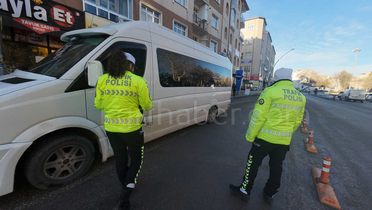 Karamanda Toplu Tasima Araclarina Polisten Denetim0