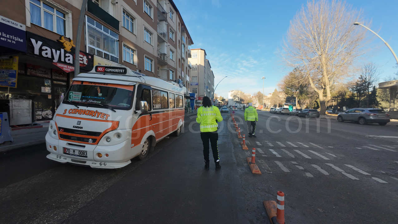 Karamanda Toplu Tasima Araclarina Polisten Denetim4