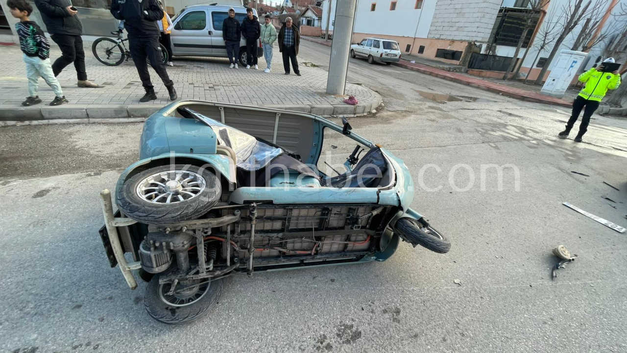 Karamandaki Kazada Annenin Feryadi Yurekleri Dagladi 2 Cocuk Yarali5