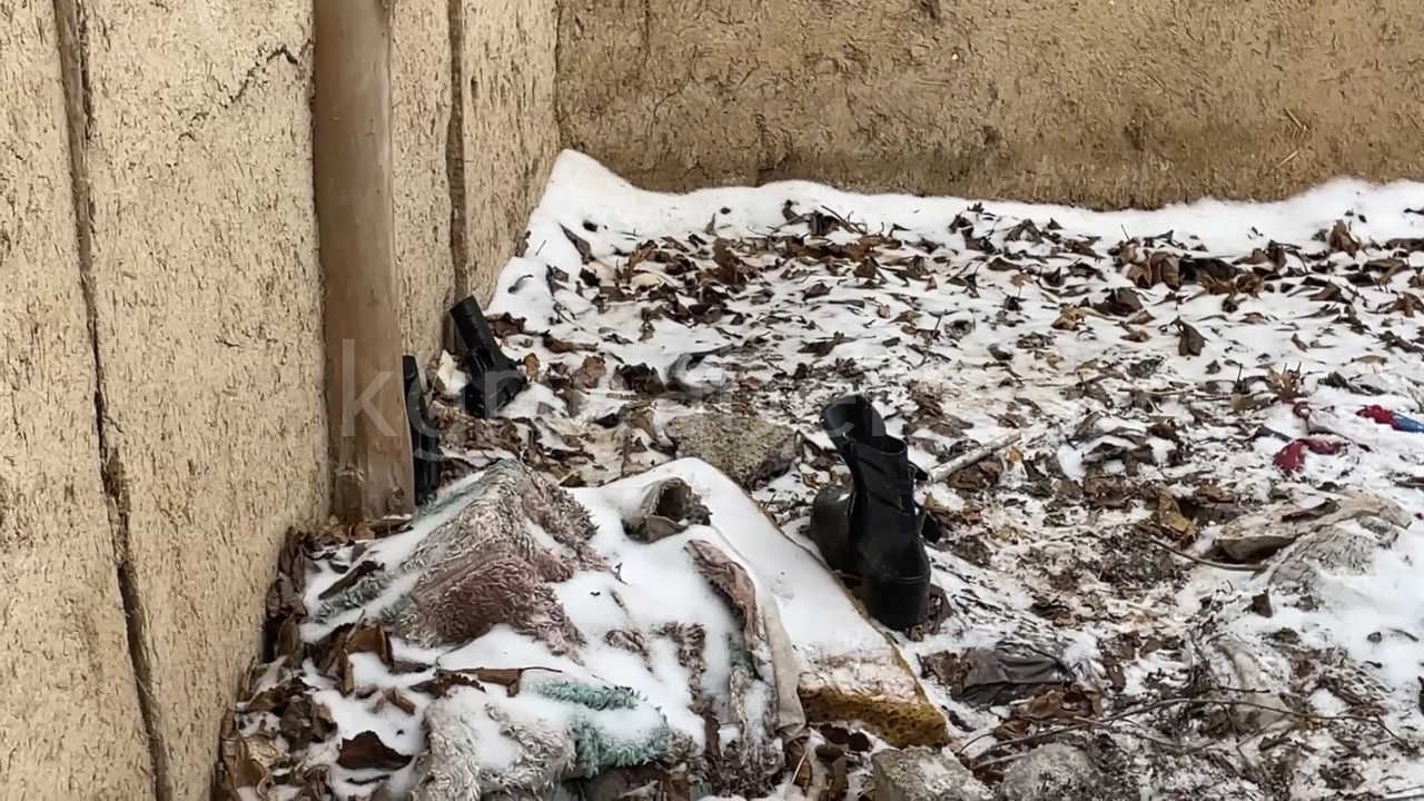 Karamanli Hareketli Dakikalar Silahlari Birakip Kactilar4