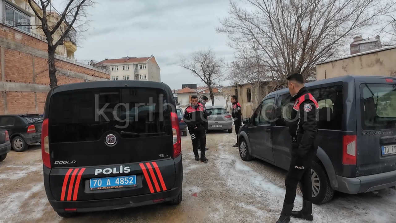 Karamanli Hareketli Dakikalar Silahlari Birakip Kactilar5