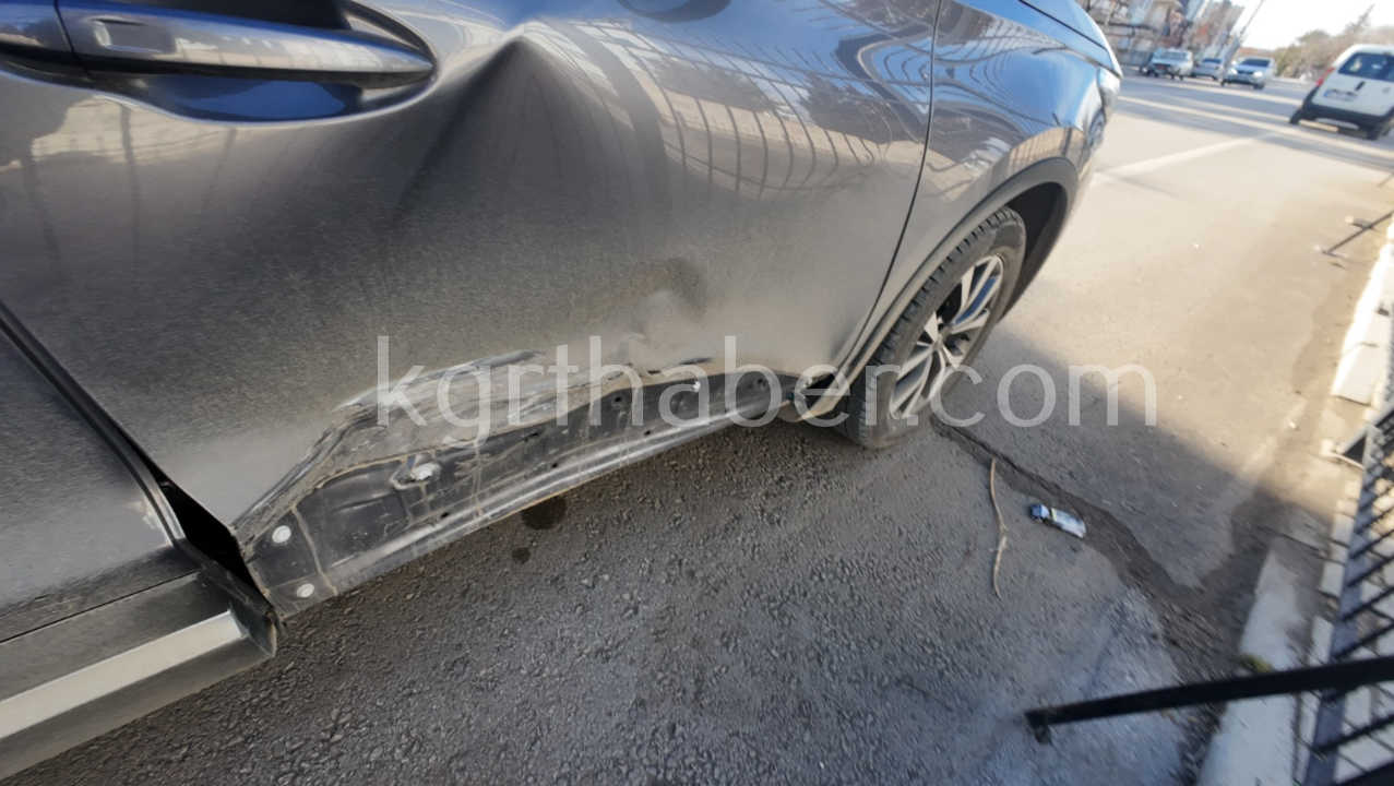 Kavsakta Carpistilar 3 Kisi Yarali2