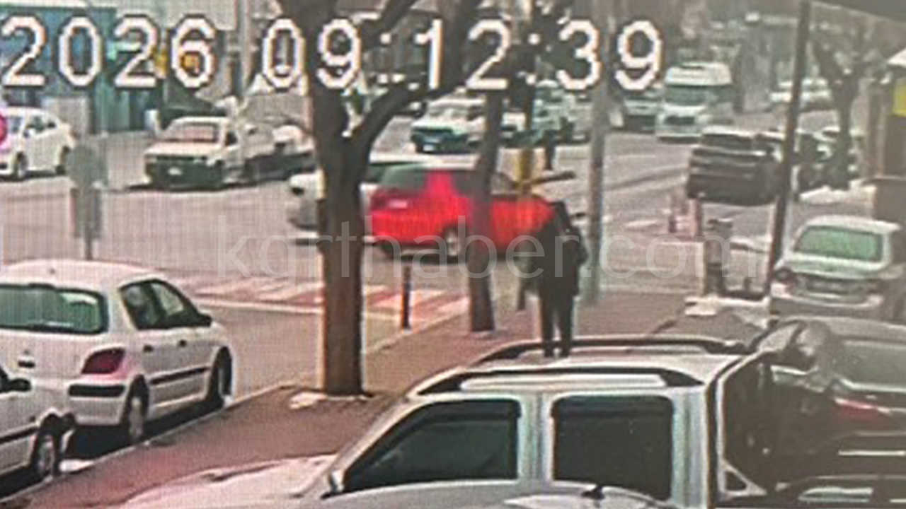 Kazada Savrulan Otomobil Is Yerine Boyle Daldi 3 Yarali1