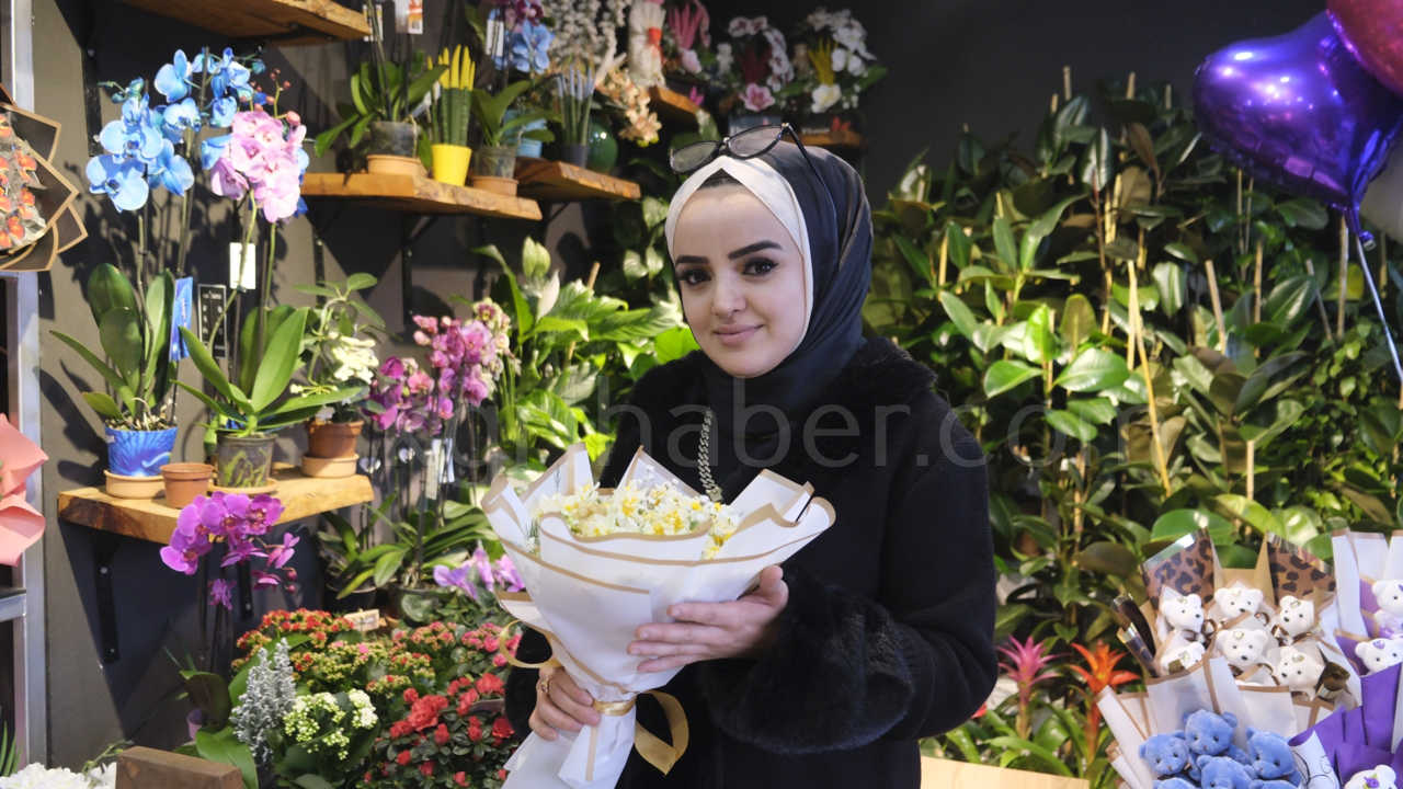 Kis Aylarinin Vazgecilmezi Nergis Cicegi Yok Satiyor0