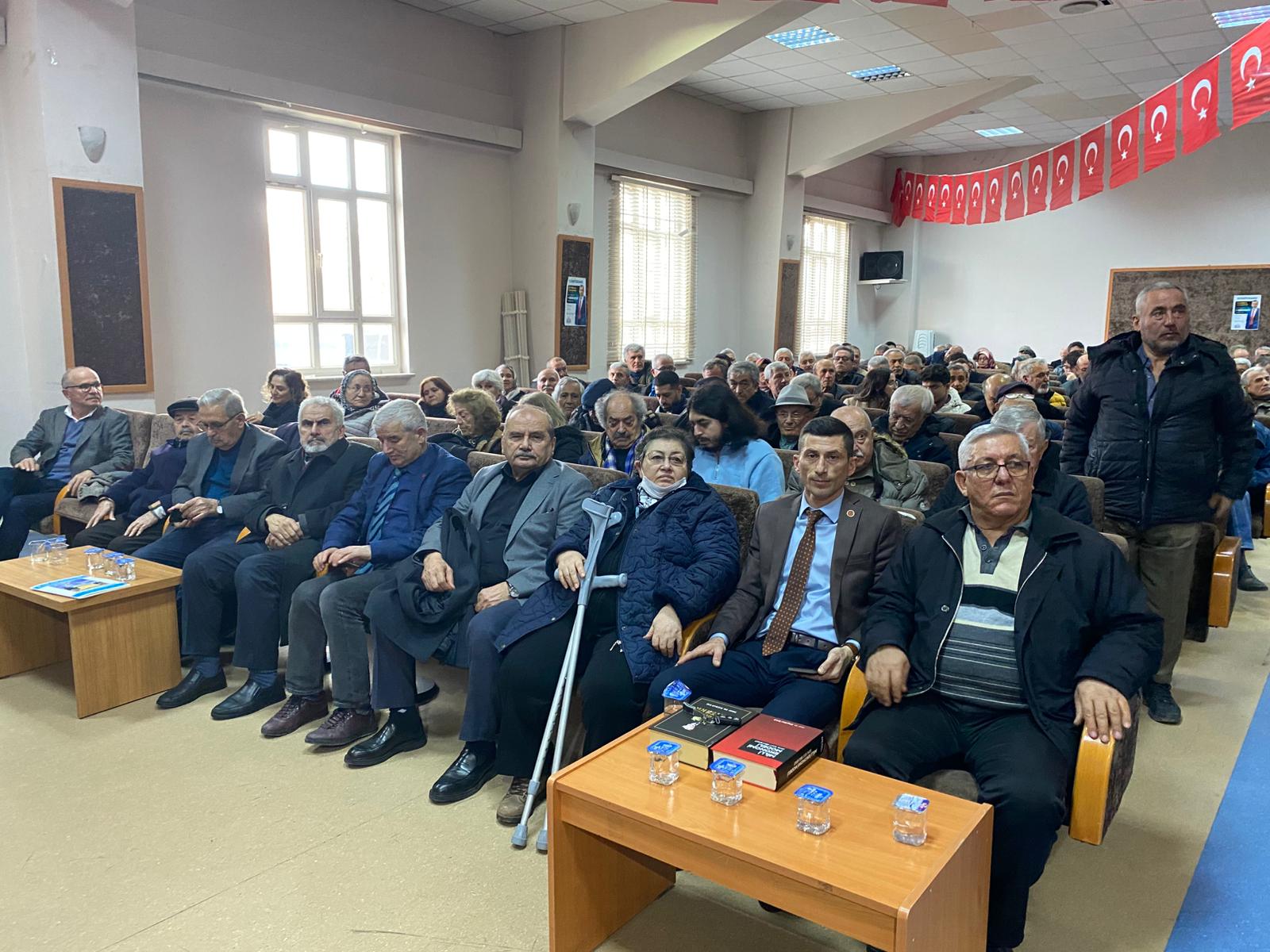 Naim Baburoglu Karamanda Ataturk Ve Cumhuriyeti Anlatti (4)