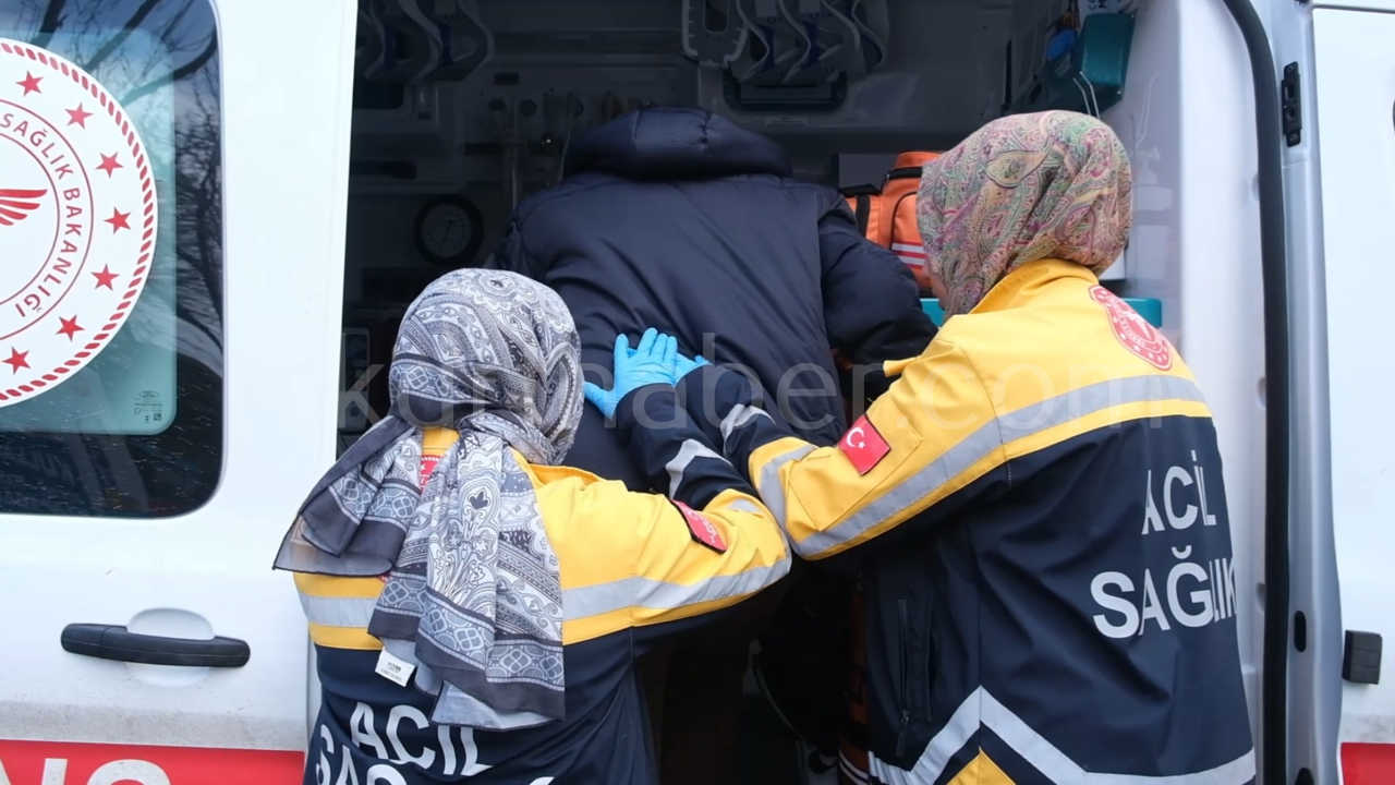 Otomobilin Carptigi Yasli Adam Yaralandi3