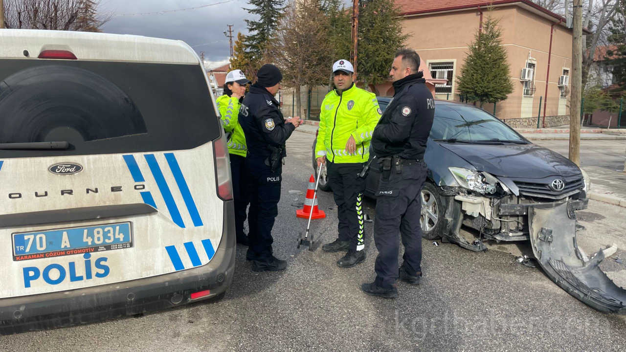 Otomobille Carpisan Motosikletli Gencin Cenesi Kirildi5