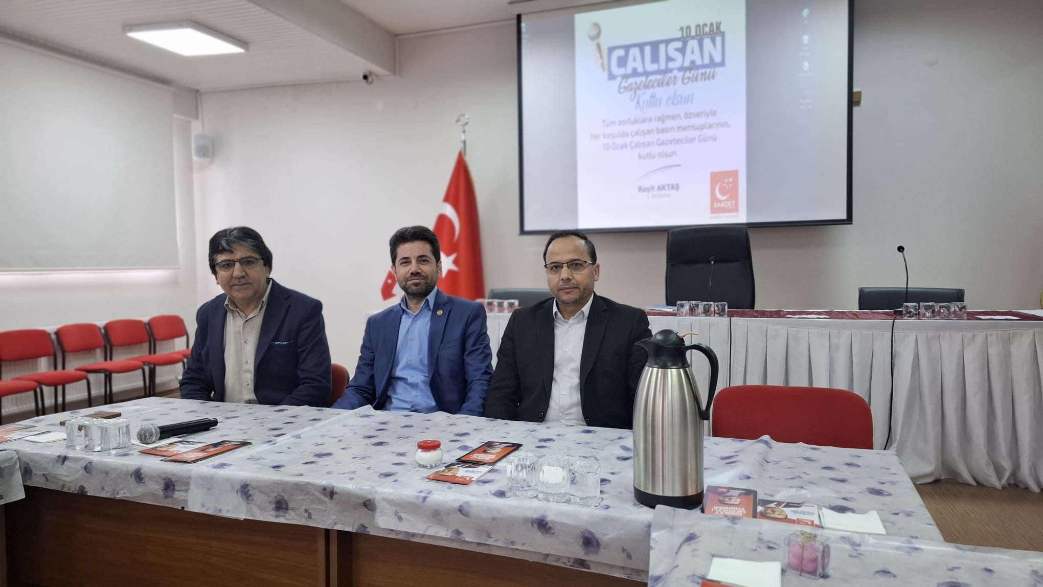 Saadet Partisi Karaman Il Baskani Rasit Aktas Basinla Bulustu (1)-1