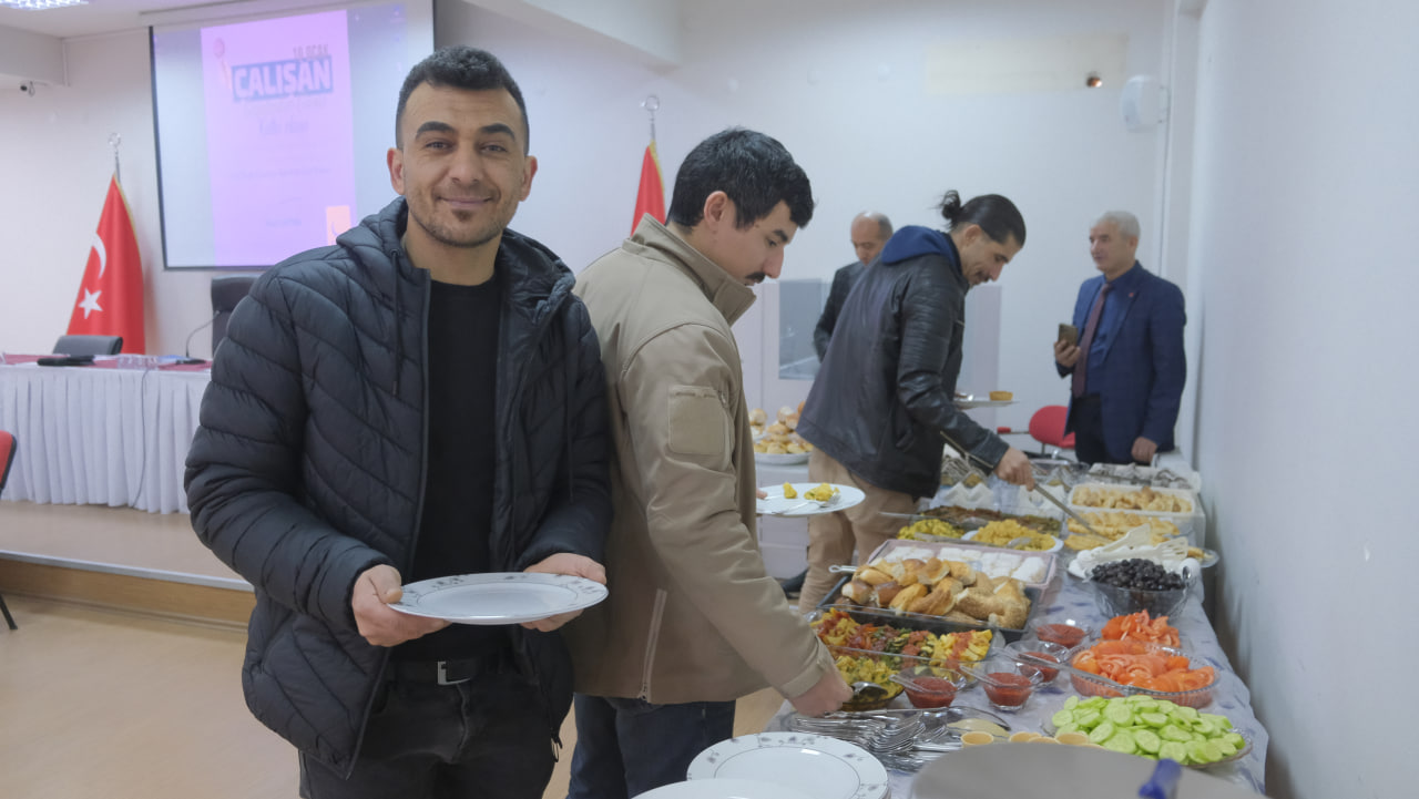 Saadet Partisi Karaman Il Baskani Rasit Aktas Basinla Bulustu (1)